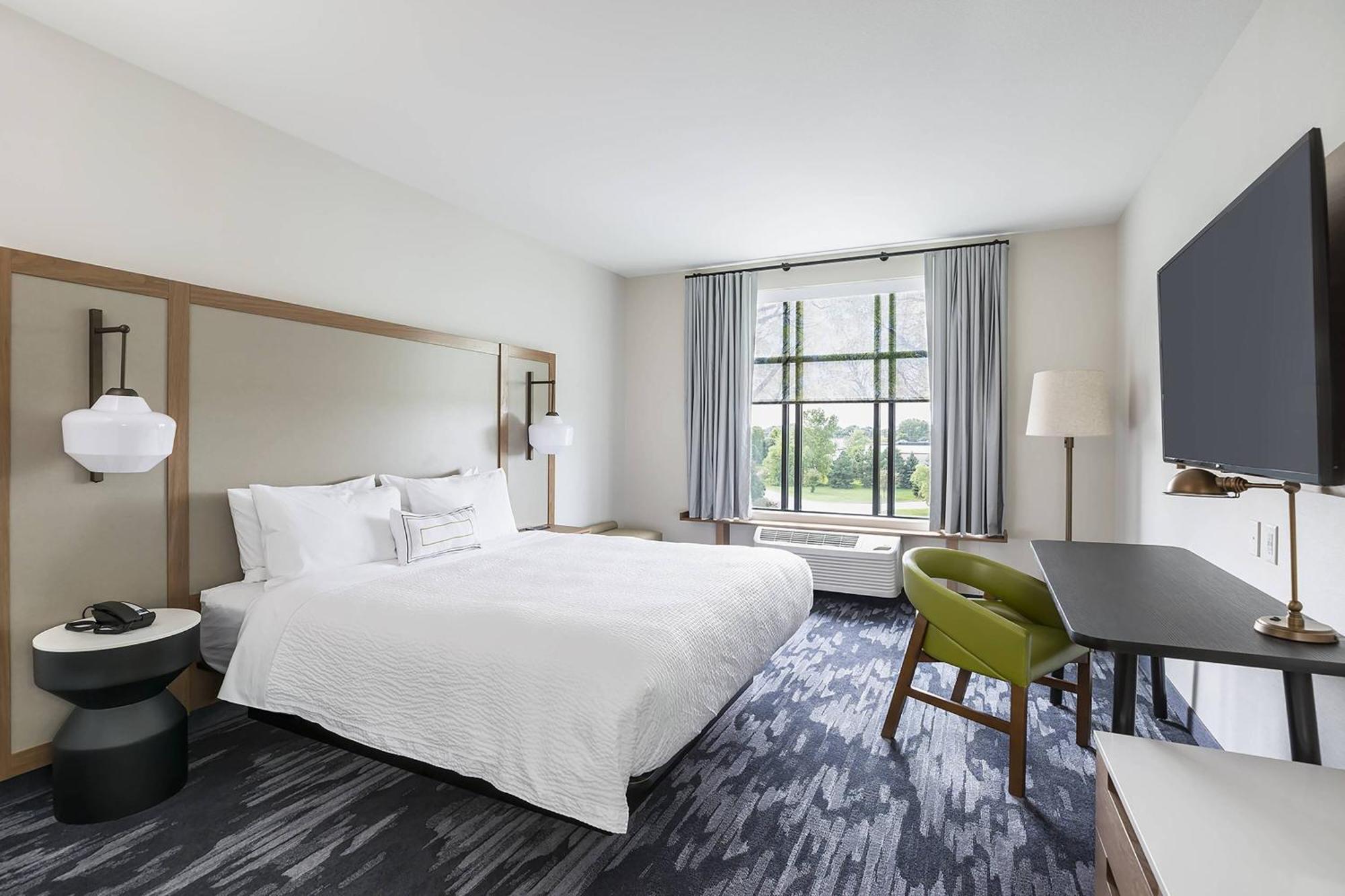 Fairfield Inn & Suites By Marriott Minneapolis North/Blaine Exterior photo